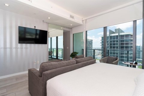 Copropriété à vendre à Miami, Floride: 3 chambres, 153.2 m2 № 2066291 - photo 20