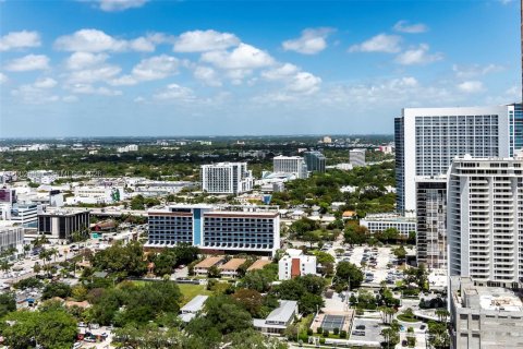 Copropriété à vendre à Miami, Floride: 3 chambres, 153.2 m2 № 2066291 - photo 11