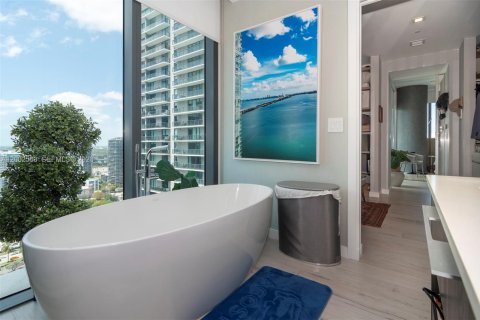 Copropriété à vendre à Miami, Floride: 3 chambres, 153.2 m2 № 2066291 - photo 27