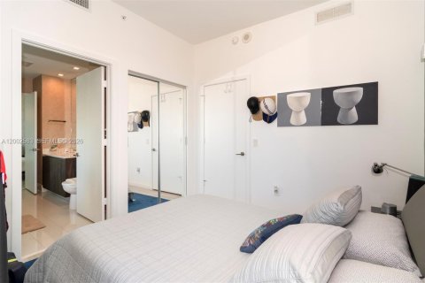 Copropriété à vendre à Miami, Floride: 3 chambres, 153.2 m2 № 2066291 - photo 29