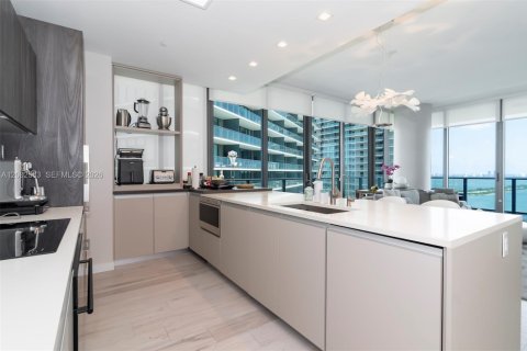 Copropriété à vendre à Miami, Floride: 3 chambres, 153.2 m2 № 2066291 - photo 18