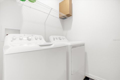 Купить таунхаус в Пайнсиана, Флорида 7 комнат, 158.03м2, № 1908338 - фото 17