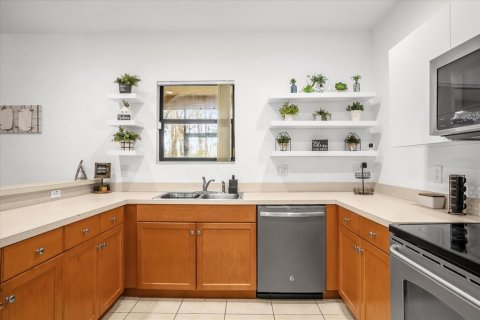 Купить таунхаус в Пайнсиана, Флорида 7 комнат, 158.03м2, № 1908338 - фото 12