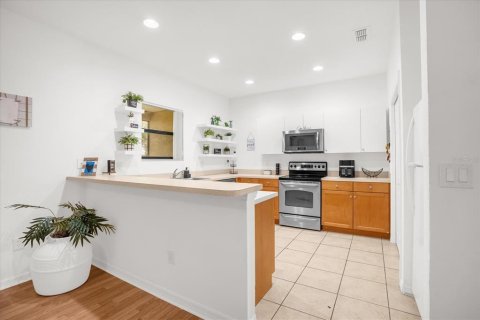 Купить таунхаус в Пайнсиана, Флорида 7 комнат, 158.03м2, № 1908338 - фото 11