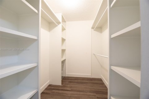 Townhouse in Plantation, Florida 3 bedrooms, 151.62 sq.m. № 2065687 - photo 20