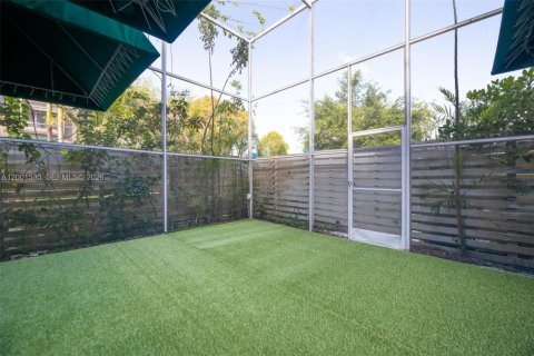 Townhouse in Plantation, Florida 3 bedrooms, 151.62 sq.m. № 2065687 - photo 26