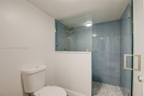 Townhouse in Plantation, Florida 3 bedrooms, 151.62 sq.m. № 2065687 - photo 19