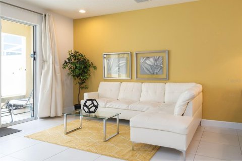 Touwnhouse à vendre à Clermont, Floride: 3 chambres, 139.45 m2 № 2277896 - photo 14