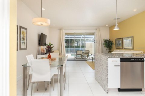 Touwnhouse à vendre à Clermont, Floride: 3 chambres, 139.45 m2 № 2277896 - photo 10