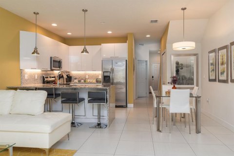 Touwnhouse à vendre à Clermont, Floride: 3 chambres, 139.45 m2 № 2277896 - photo 16