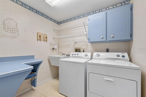 Casa en venta en Ormond Beach, Florida, 4 dormitorios, 247.49 m2 № 2203482 - foto 21