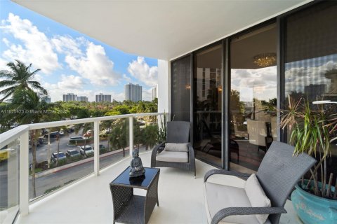 Купить кондоминиум в Авентура, Флорида 2 спальни, 167.22м2, № 1977184 - фото 13