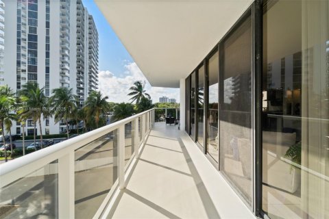 Купить кондоминиум в Авентура, Флорида 2 спальни, 167.22м2, № 1977184 - фото 14