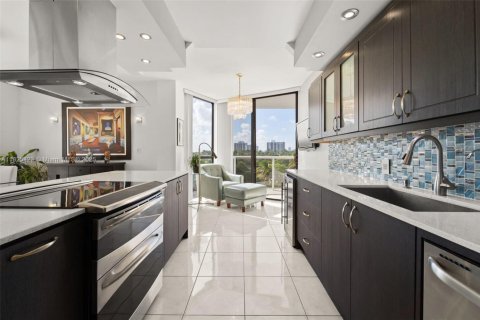 Купить кондоминиум в Авентура, Флорида 2 спальни, 167.22м2, № 1977184 - фото 7