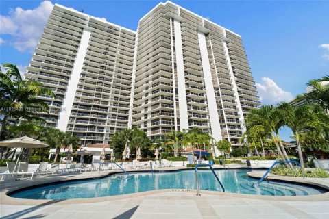 Купить кондоминиум в Авентура, Флорида 2 спальни, 167.22м2, № 1977184 - фото 17