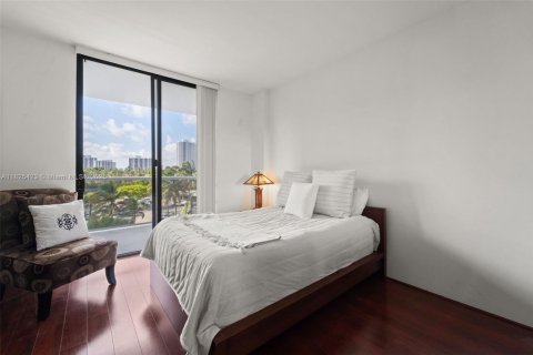 Купить кондоминиум в Авентура, Флорида 2 спальни, 167.22м2, № 1977184 - фото 11