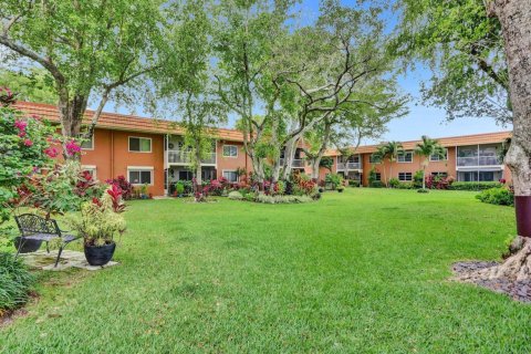 Condo in Wilton Manors, Florida, 1 bedroom  № 1103355 - photo 1