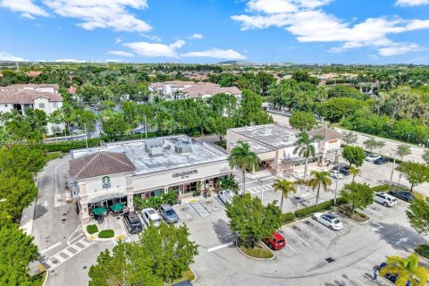 Villa ou maison à vendre à Doral, Floride: 3 chambres, 137.31 m2 № 1956671 - photo 5
