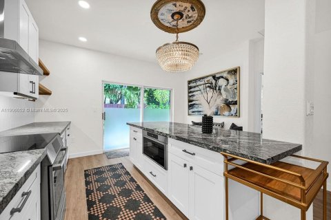 Villa ou maison à vendre à Doral, Floride: 3 chambres, 137.31 m2 № 1956671 - photo 13