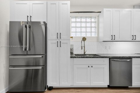 Villa ou maison à vendre à Doral, Floride: 3 chambres, 137.31 m2 № 1956671 - photo 14