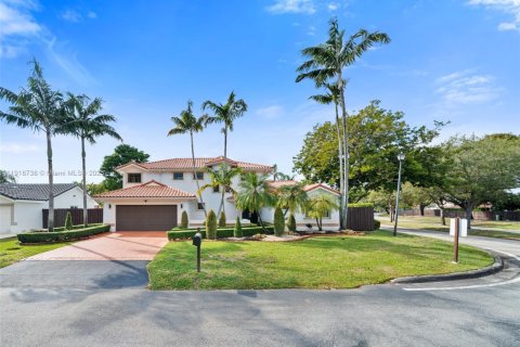 Villa ou maison à Miami, Floride 4 chambres, 248.89 m2 № 1972053