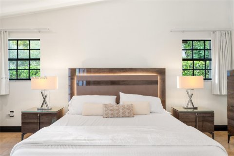 Villa ou maison à louer à Miami, Floride: 4 chambres, 248.89 m2 № 1972053 - photo 14