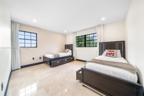 Villa ou maison à louer à Miami, Floride: 4 chambres, 248.89 m2 № 1972053 - photo 30