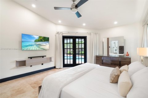 Villa ou maison à louer à Miami, Floride: 4 chambres, 248.89 m2 № 1972053 - photo 13