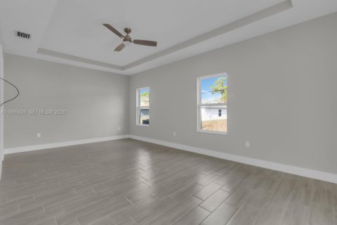 Casa en venta en Palm Bay, Florida, 3 dormitorios № 2063152 - foto 16