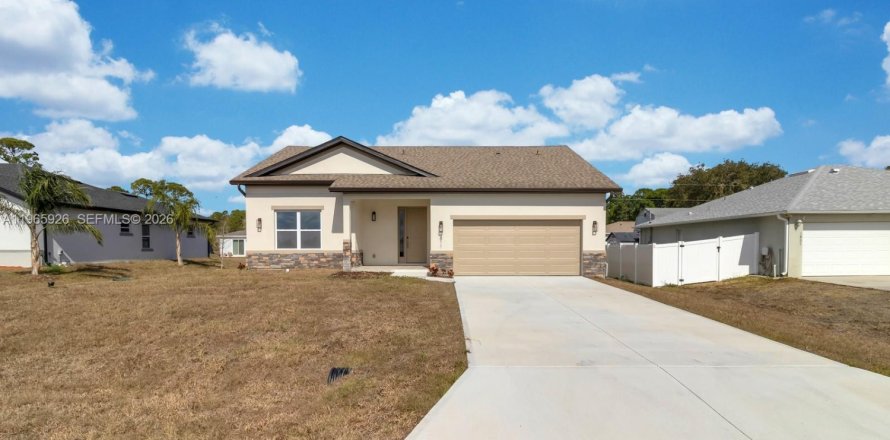 Casa en Palm Bay, Florida 3 dormitorios № 2063152