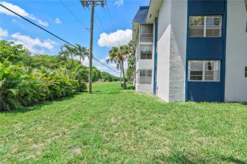 Copropriété à vendre à Margate, Floride: 2 chambres, 89 m2 № 1844136 - photo 17