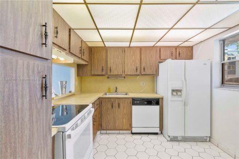 Copropriété à vendre à Margate, Floride: 2 chambres, 89 m2 № 1844136 - photo 8