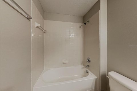 Villa ou maison à louer à Hudson, Floride: 3 chambres, 218.51 m2 № 2385953 - photo 12
