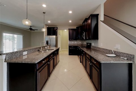 Villa ou maison à louer à Hudson, Floride: 3 chambres, 218.51 m2 № 2385953 - photo 4