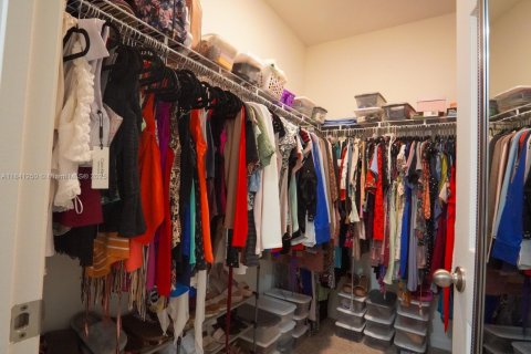 Купить виллу или дом в Порт-Сент-Луси, Флорида 3 спальни, 149.94м2, № 2022324 - фото 22