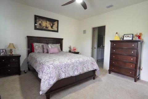 Купить виллу или дом в Порт-Сент-Луси, Флорида 3 спальни, 149.94м2, № 2022324 - фото 17