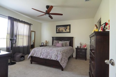 Купить виллу или дом в Порт-Сент-Луси, Флорида 3 спальни, 149.94м2, № 2022324 - фото 18