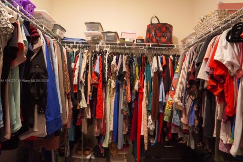 Купить виллу или дом в Порт-Сент-Луси, Флорида 3 спальни, 149.94м2, № 2022324 - фото 23