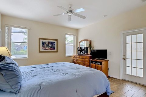 Villa ou maison à vendre à Davenport, Floride: 5 chambres, 263.38 m2 № 2127018 - photo 9