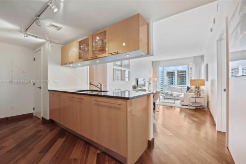 Copropriété à vendre à Miami Beach, Floride: 2 chambres, 111.48 m2 № 1972147 - photo 10