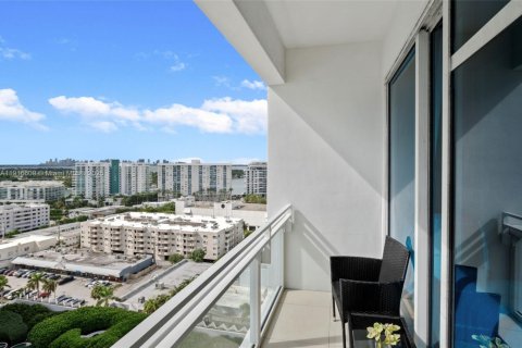 Copropriété à vendre à Miami Beach, Floride: 2 chambres, 111.48 m2 № 1972147 - photo 26