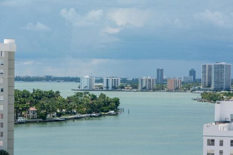 Copropriété à vendre à Miami Beach, Floride: 2 chambres, 111.48 m2 № 1972147 - photo 29