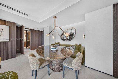 Copropriété à vendre à Miami Beach, Floride: 2 chambres, 100.8 m2 № 2429937 - photo 12