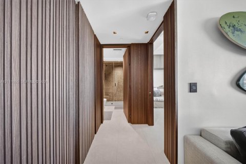 Copropriété à vendre à Miami Beach, Floride: 2 chambres, 100.8 m2 № 2429937 - photo 14