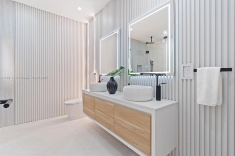 Casa en venta en Hollywood, Florida, 4 dormitorios, 133.04 m2 № 1973307 - foto 14