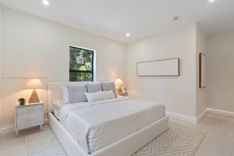 Casa en venta en Hollywood, Florida, 4 dormitorios, 133.04 m2 № 1973307 - foto 11