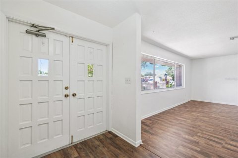House in Saint Petersburg, Florida 4 bedrooms, 202.53 sq.m. № 1721041 - photo 10