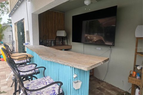 Купить виллу или дом в Брейдентон, Флорида 11 комнат, 291.06м2, № 2287094 - фото 5
