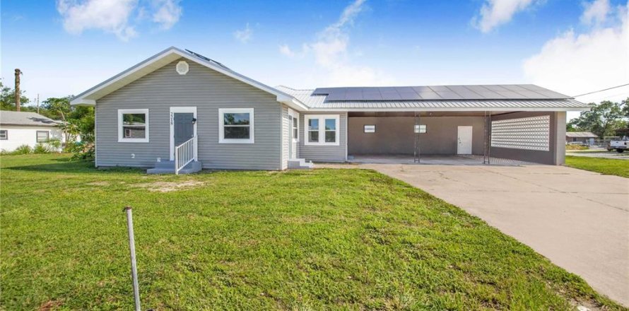 House in Haines City, Florida 4 bedrooms, 226.59 sq.m. № 1797256