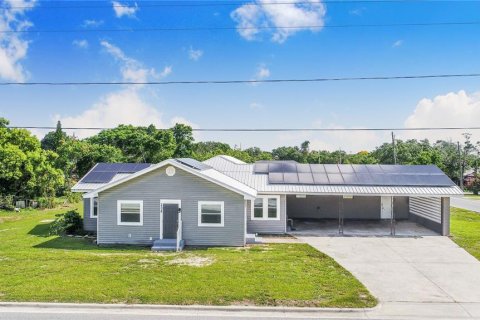 House in Haines City, Florida 4 bedrooms, 226.59 sq.m. № 1797256 - photo 2